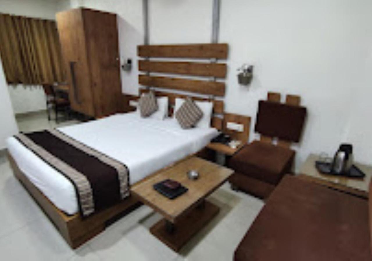 Hotel Siddharth Premiere Chandrapur المظهر الخارجي الصورة
